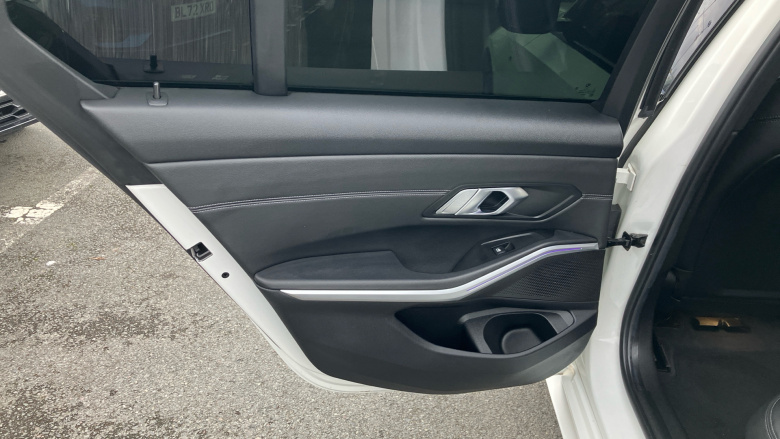 BMW 3 Series 320i M Sport 4dr Step Auto Petrol Saloon